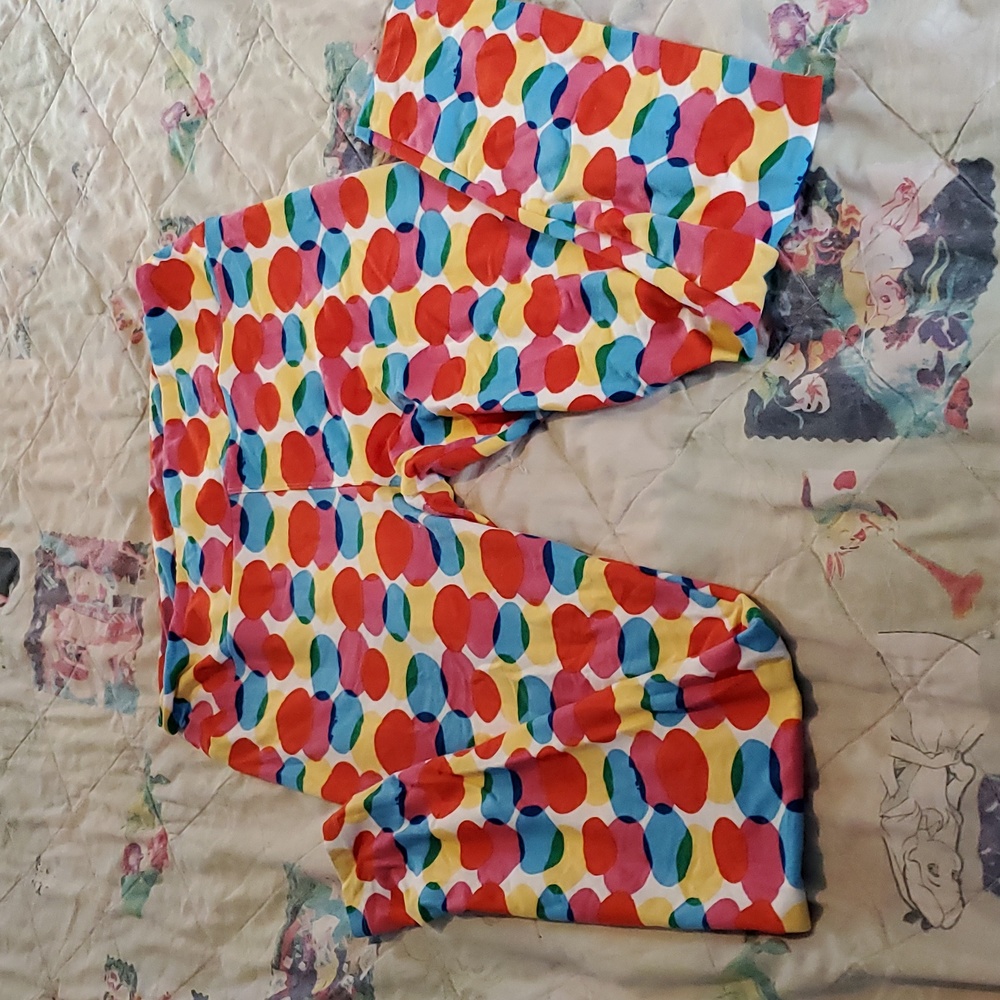 Lularoe tall and curvy printed leggings